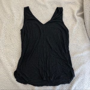 Old Navy | V Neck Tank Top